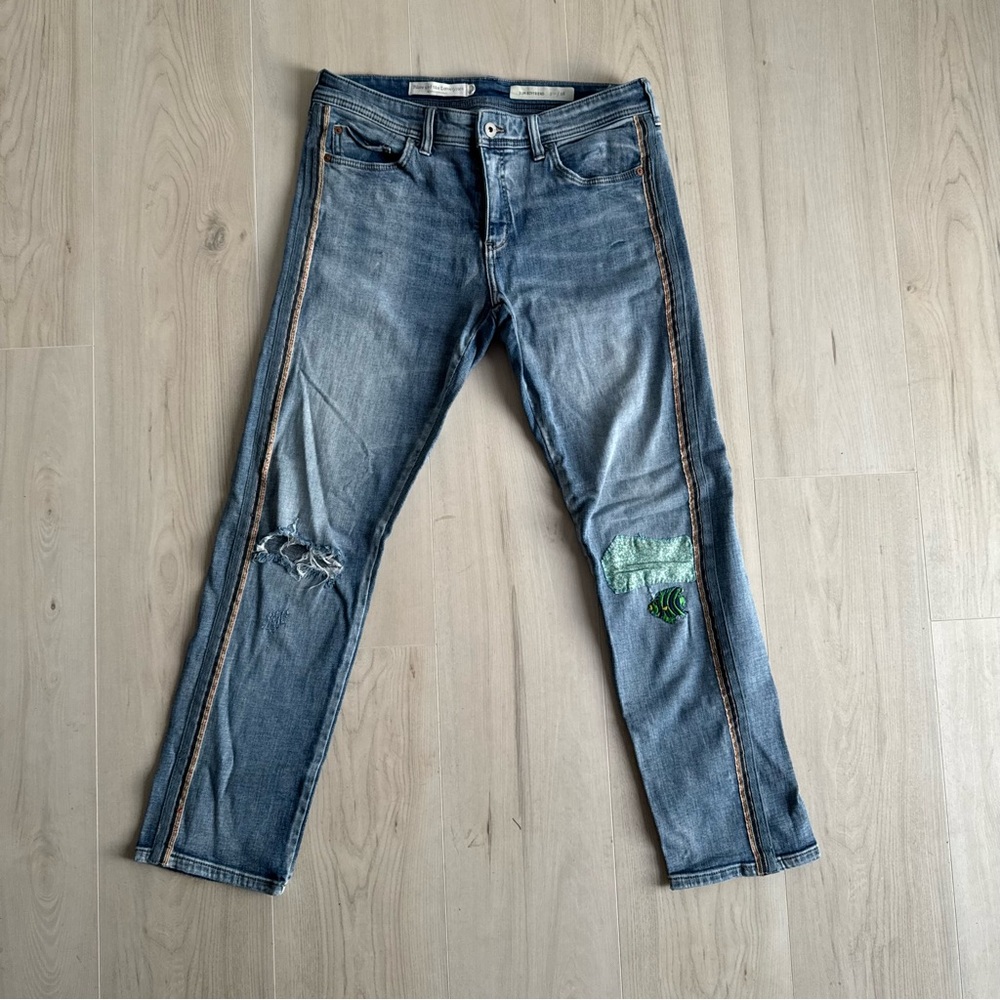 Pilcro and the Letterpress Anthropologie Slim Boyfriend Light Blue Jeans
